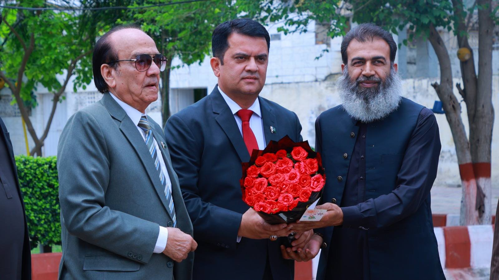 UOC Welcomes VC